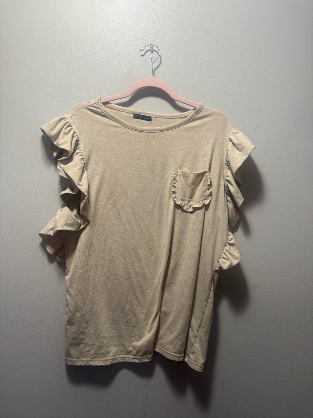 Ruffle Sleeve Pocket Tee